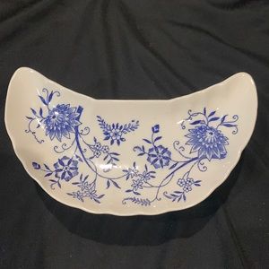 Vintage Bone Dishes (4) Unmarked